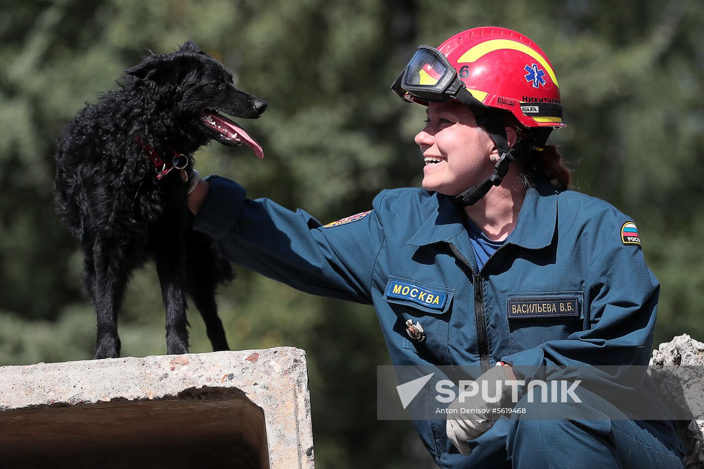 Training service dogs for EMERCOM