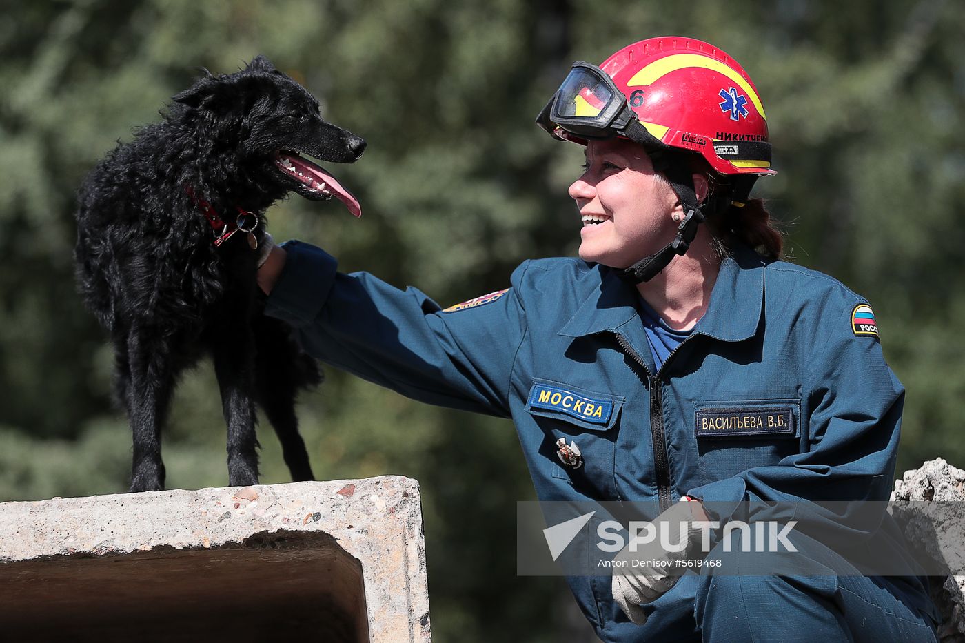Training service dogs for EMERCOM