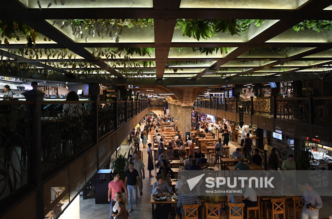 Liberal Democratic Party leader Vladimir Zhirinovsky visits Central market