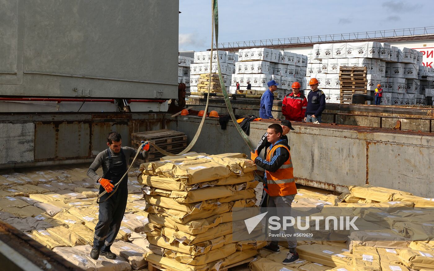 Steam vessel with Far Eastern salmon arrives in Arkhangelsk