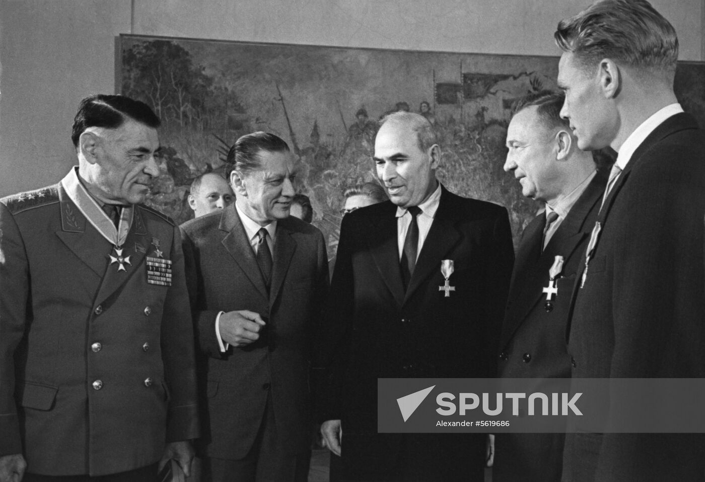Awarding Polish Order of the Cross of Grunwald