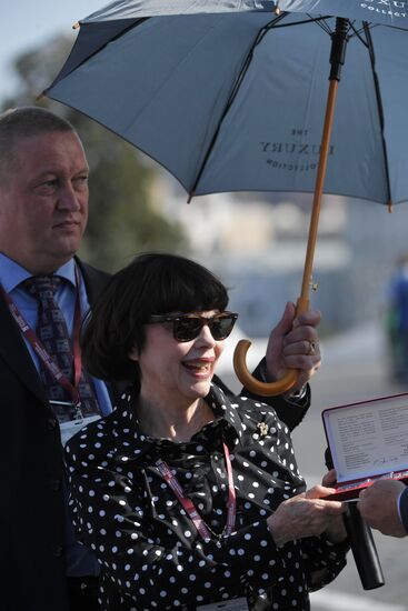 Final rehearsal of Mireille Mathieu's performance at Spasskaya Tower festival