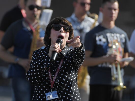 Final rehearsal of Mireille Mathieu's performance at Spasskaya Tower festival