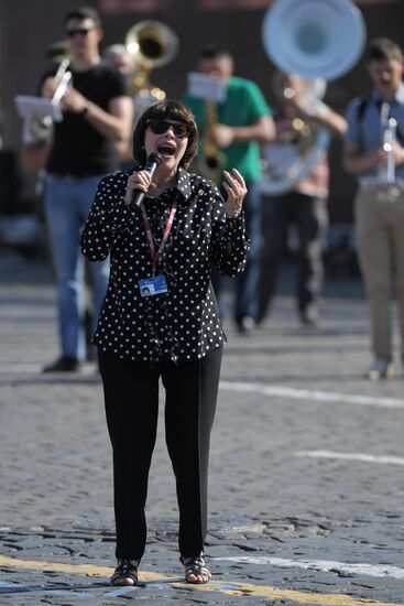 Final rehearsal of Mireille Mathieu's performance at Spasskaya Tower festival