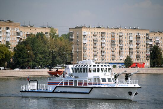 Firefighting and rescue boat at Paveletskaya Embankment