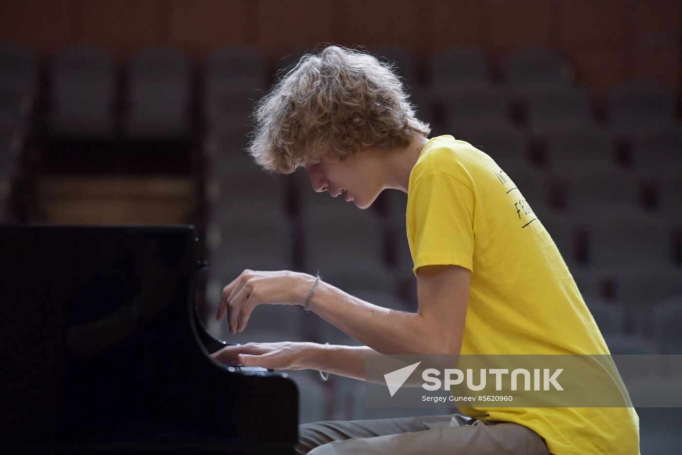 Ivan Bessonov, winner of "classical Eurovision"