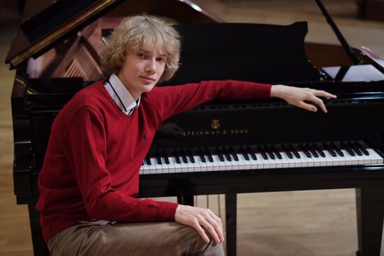 Ivan Bessonov, winner of "classical Eurovision"