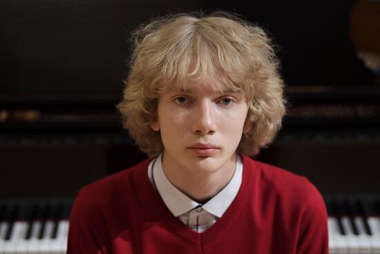 Ivan Bessonov, winner of "classical Eurovision"