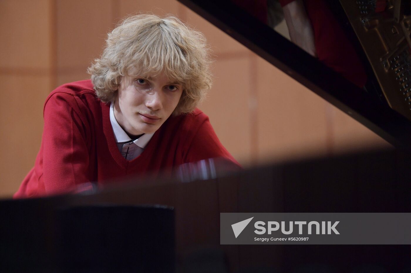 Ivan Bessonov, winner of "classical Eurovision"