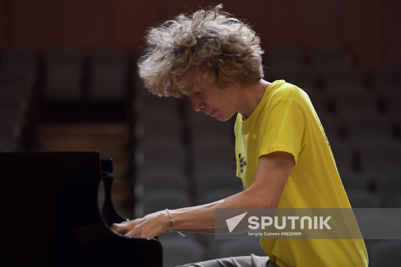 Ivan Bessonov, winner of "classical Eurovision"