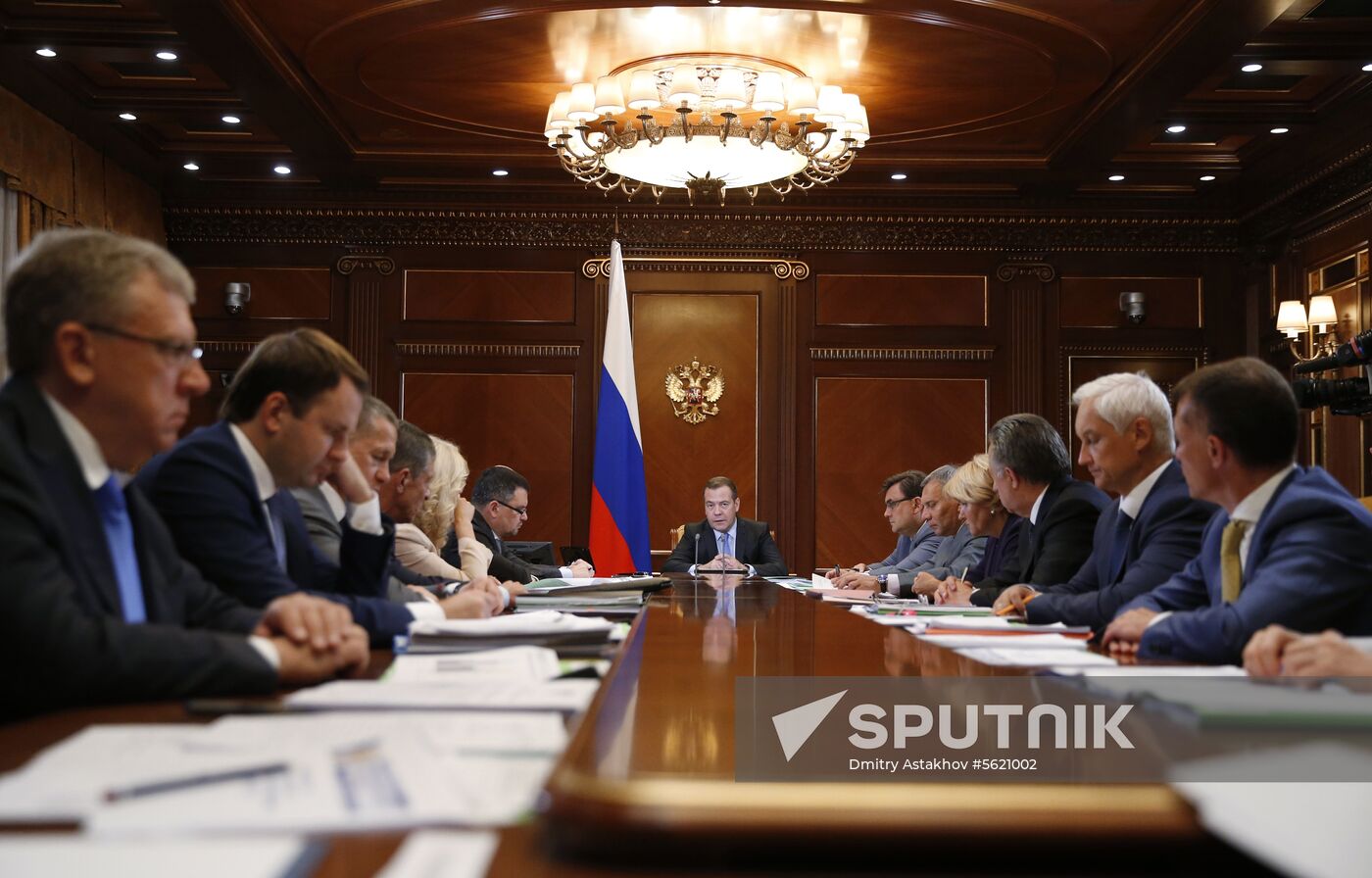 Prime Minister Medvedev holds meeting on government's priority activities