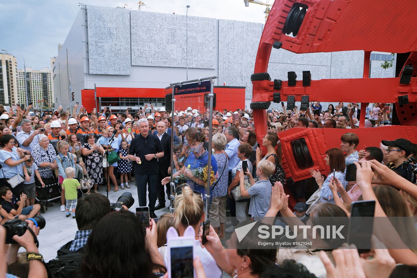 Moscow Mayor Sobyanin unveils new metro section