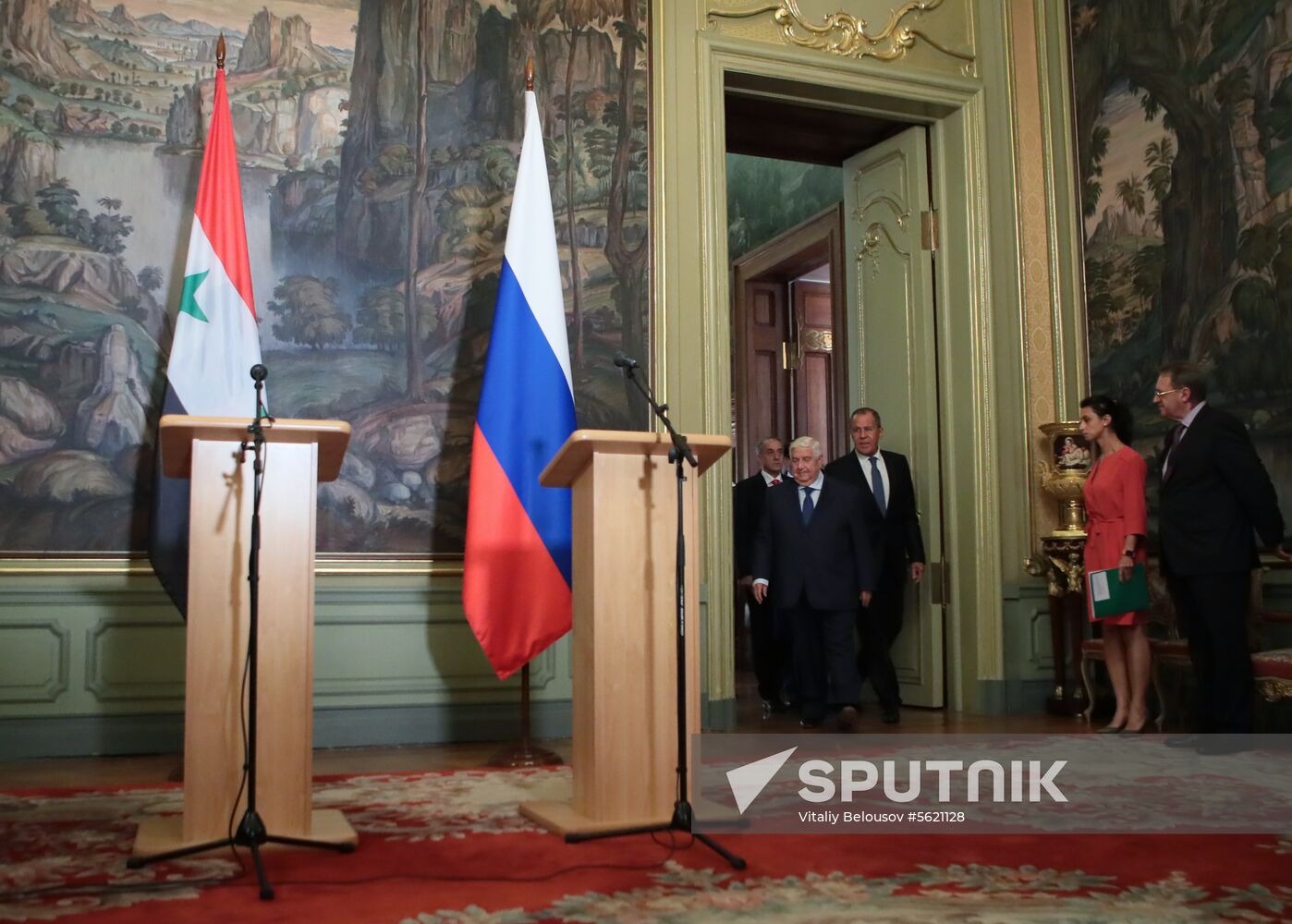 Russian, Syrian Foreign Ministers Lavrov and Muallem meeting
