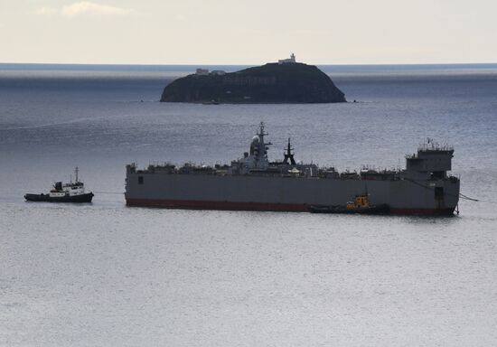 Gromky corvette arrives in Vladivostok