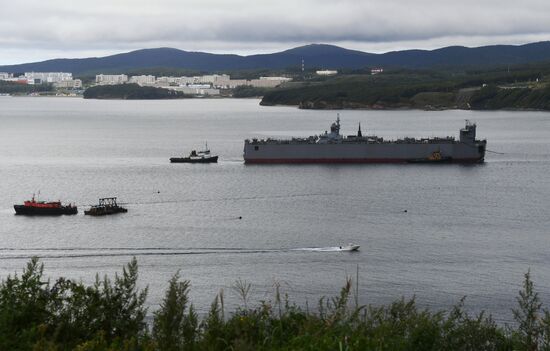 Gromky corvette arrives in Vladivostok