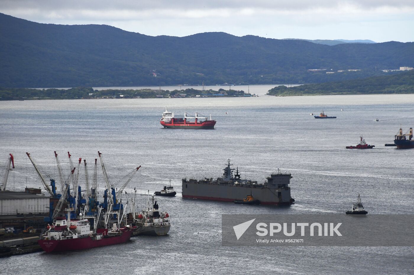 Gromky corvette arrives in Vladivostok