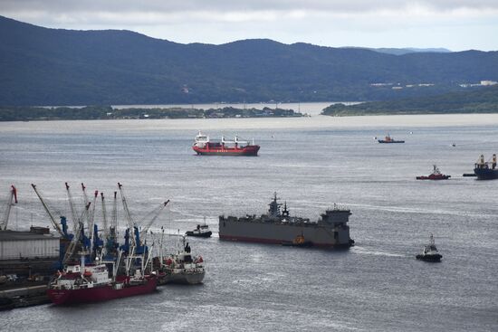 Gromky corvette arrives in Vladivostok