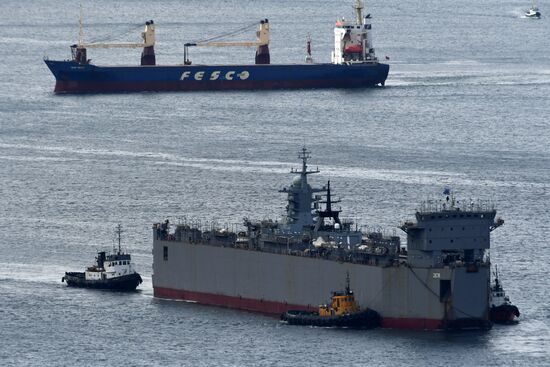 Gromky corvette arrives in Vladivostok