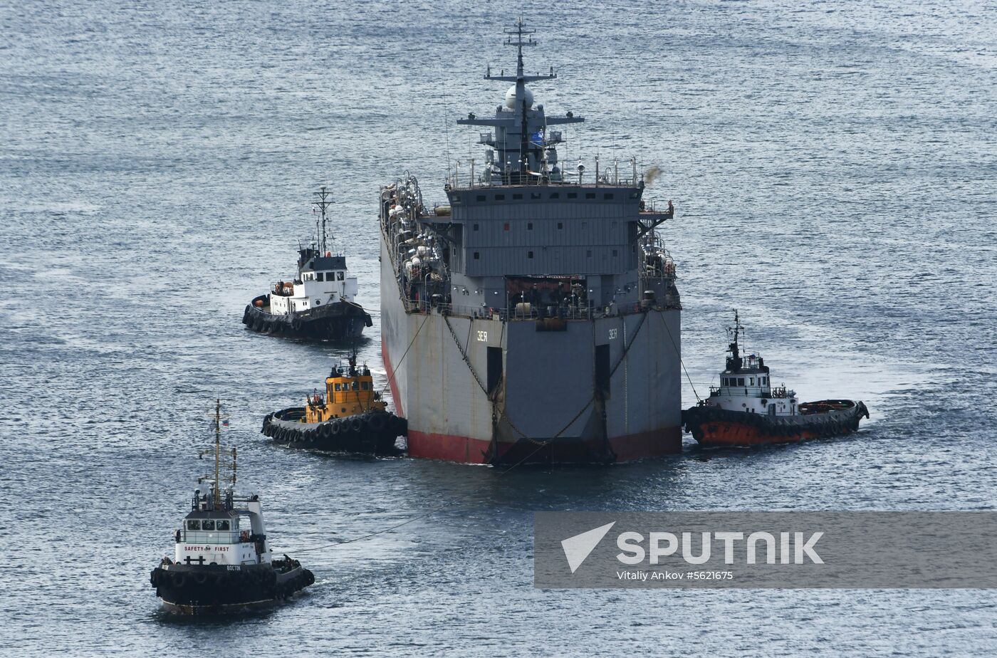 Gromky corvette arrives in Vladivostok