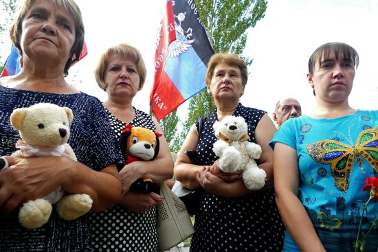 Commemorative event for children in Donetsk