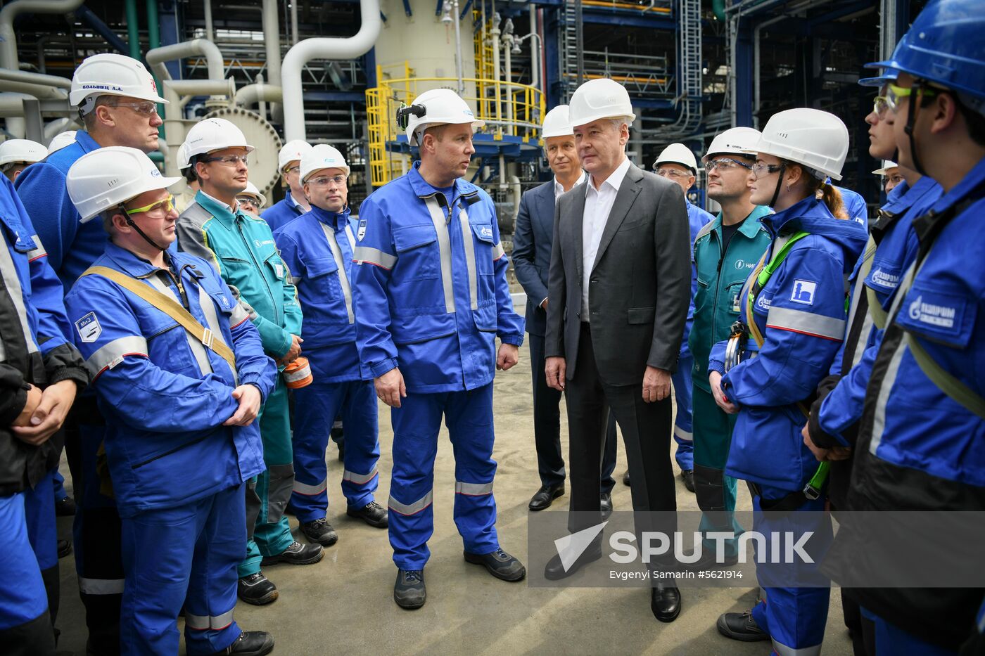 Moscow Mayor Sergei Sobyanin visits Moscow Oil Refinery