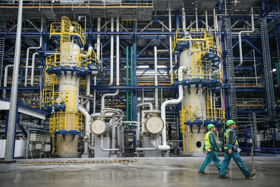 Moscow Mayor Sergei Sobyanin visits Moscow Oil Refinery