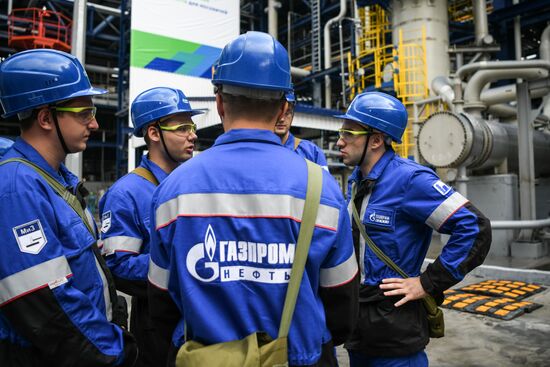 Moscow Mayor Sergei Sobyanin visits Moscow Oil Refinery