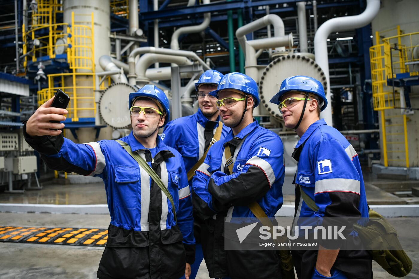 Moscow Mayor Sergei Sobyanin visits Moscow Oil Refinery