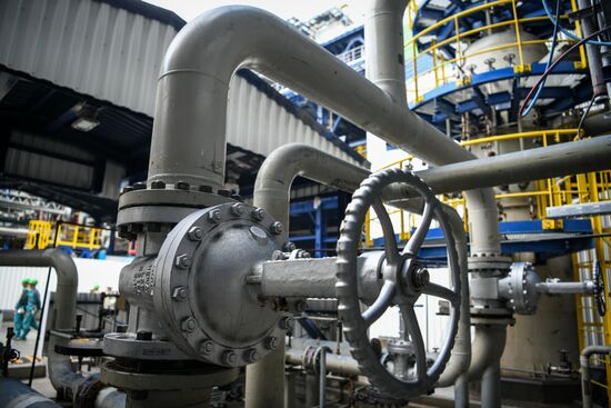 Moscow Mayor Sergei Sobyanin visits Moscow Oil Refinery