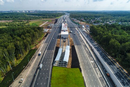 Construction of transport infrastructure facilities in New Moscow