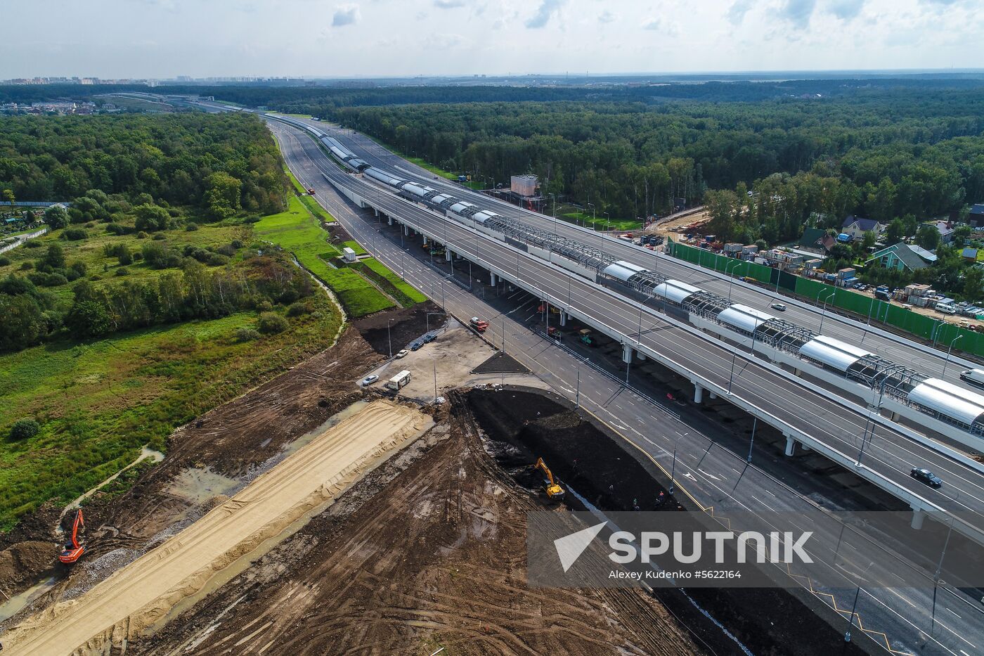 Construction of transport infrastructure facilities in New Moscow