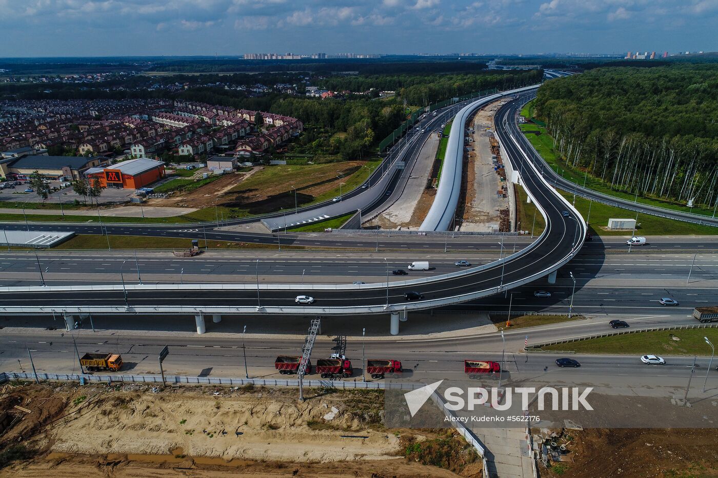Construction of transport infrastructure facilities in New Moscow
