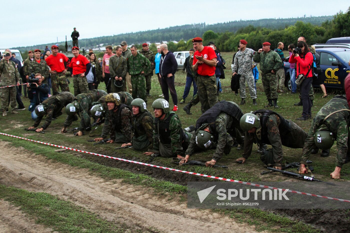Qualification tests for earning right to wear crimson beret in Irkutsk