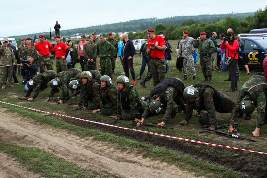 Qualification tests for earning right to wear crimson beret in Irkutsk