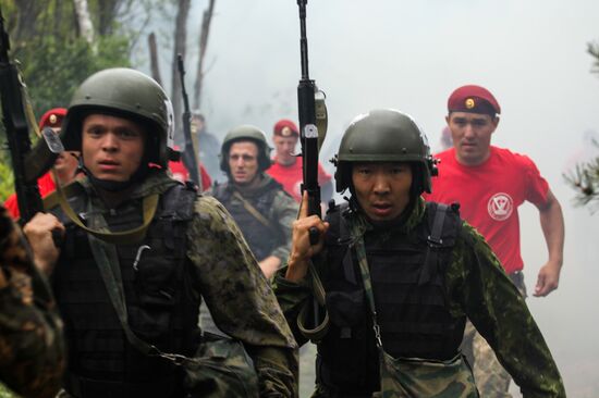 Qualification tests for earning right to wear crimson beret in Irkutsk