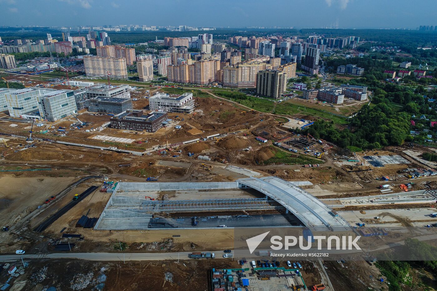 Construction of transport infrastructure facilities in New Moscow