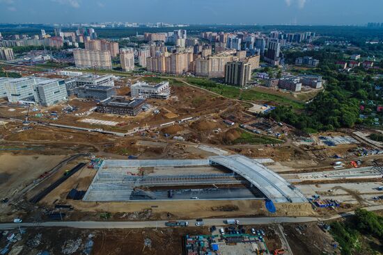 Construction of transport infrastructure facilities in New Moscow