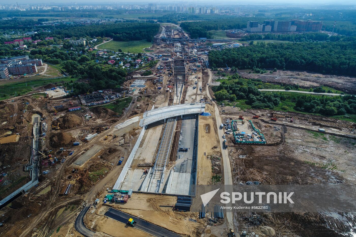 Construction of transport infrastructure facilities in New Moscow