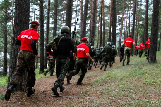 Qualification tests for earning right to wear crimson beret in Irkutsk