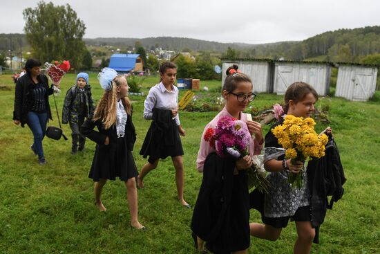 School year begins across Russia