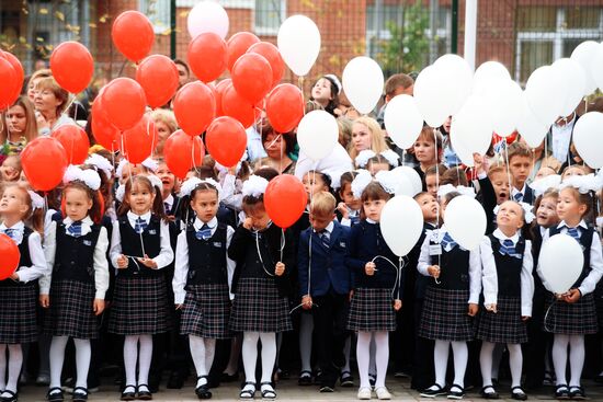 School year begins across Russia