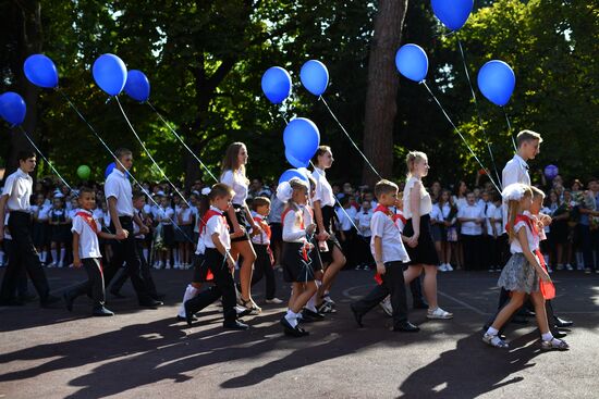 School year begins across Russia