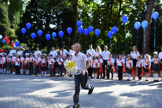 School year begins across Russia