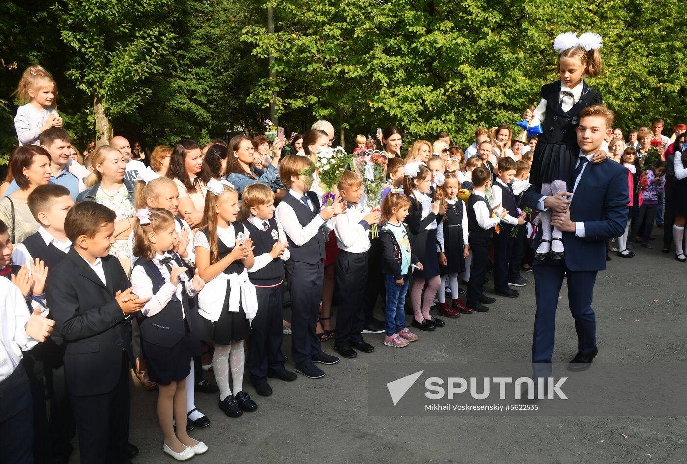 School year begins across Russia