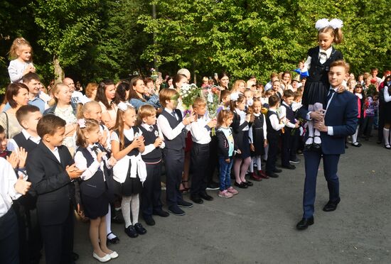 School year begins across Russia