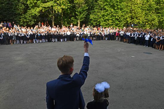 School year begins across Russia