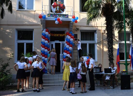 School year begins across Russia