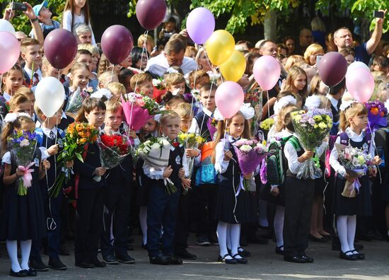 School year begins across Russia