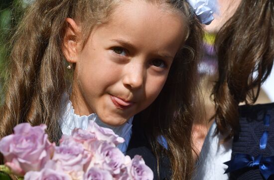 School year begins across Russia