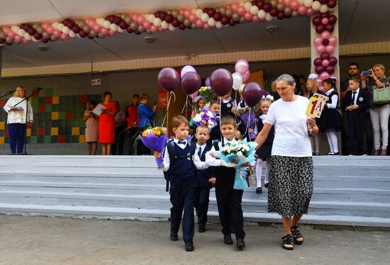 School year begins across Russia